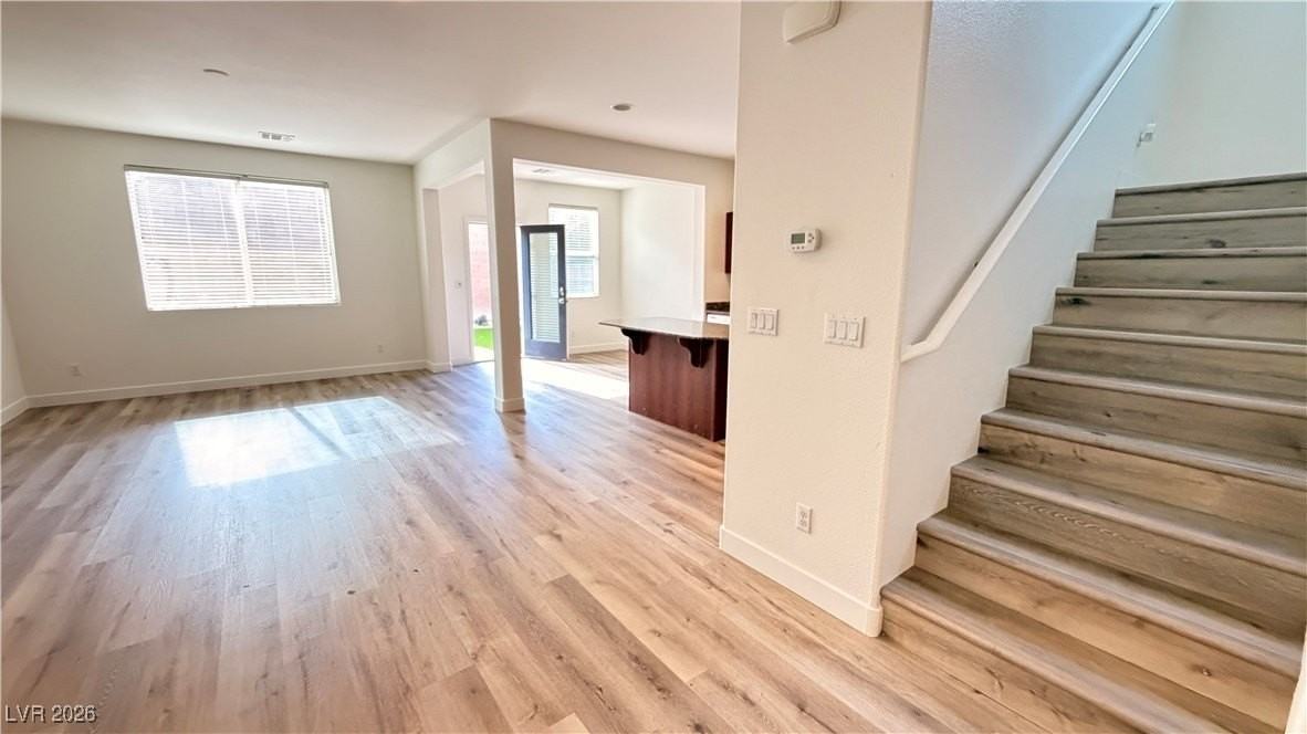 7375 Benlomond Ave - Photo 2 of 30