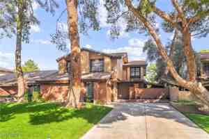 featured image of 968 Pinehurst Dr