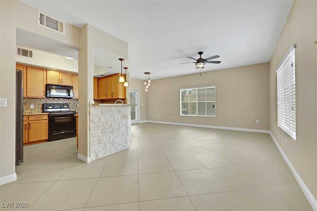 6160 Rumrill St #124 - Photo 3 of 19