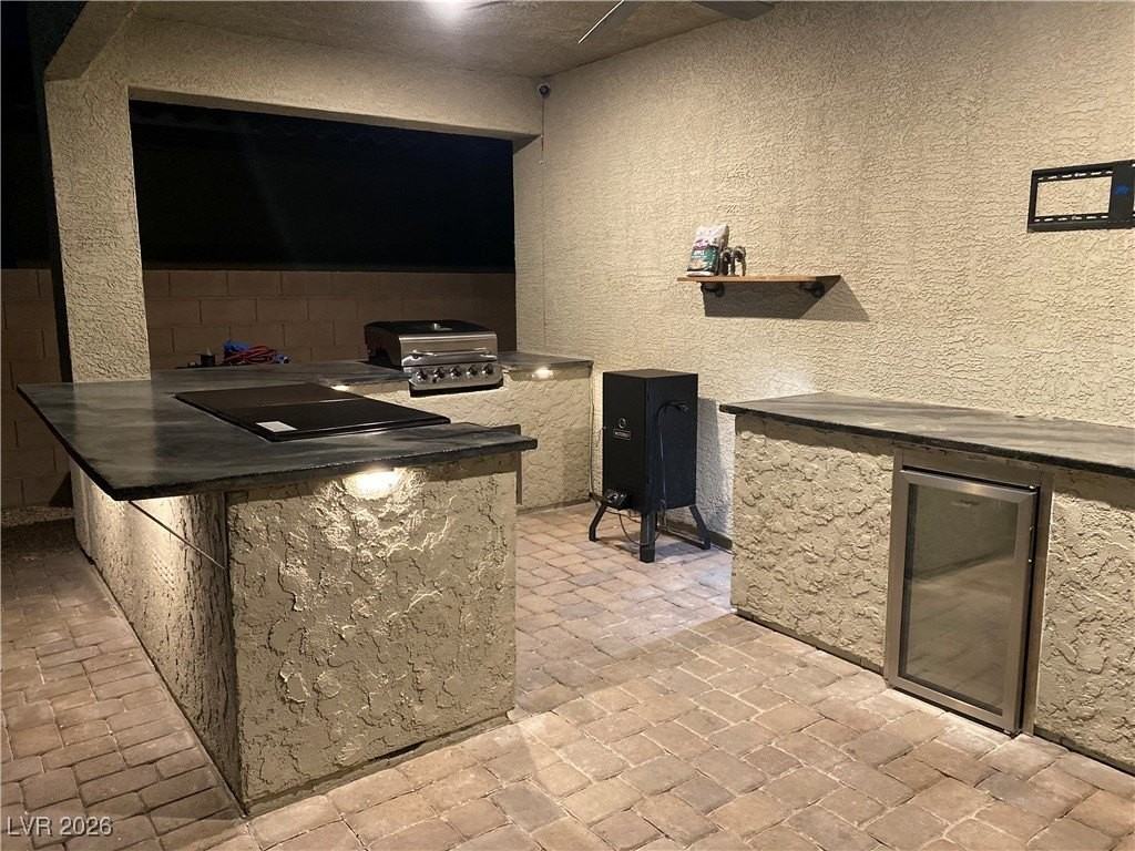 7624 Bandon Cliffs St - Photo 3 of 26