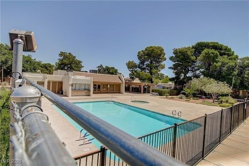 4568 Brighton Dr - Photo 3 of 19