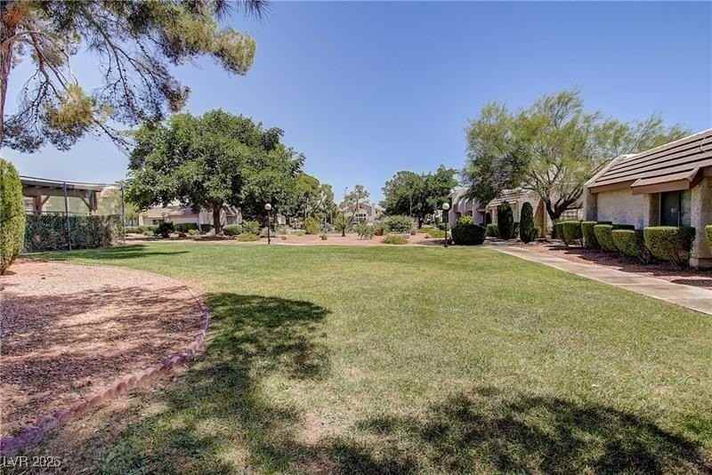 4568 Brighton Dr - Photo 5 of 19