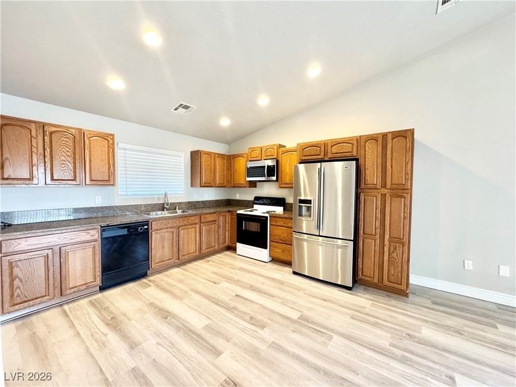 1930 E Ambush St #2 - Photo 7 of 15