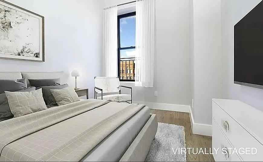 1975 Adam C Powell Blvd - Photo 4 of 5