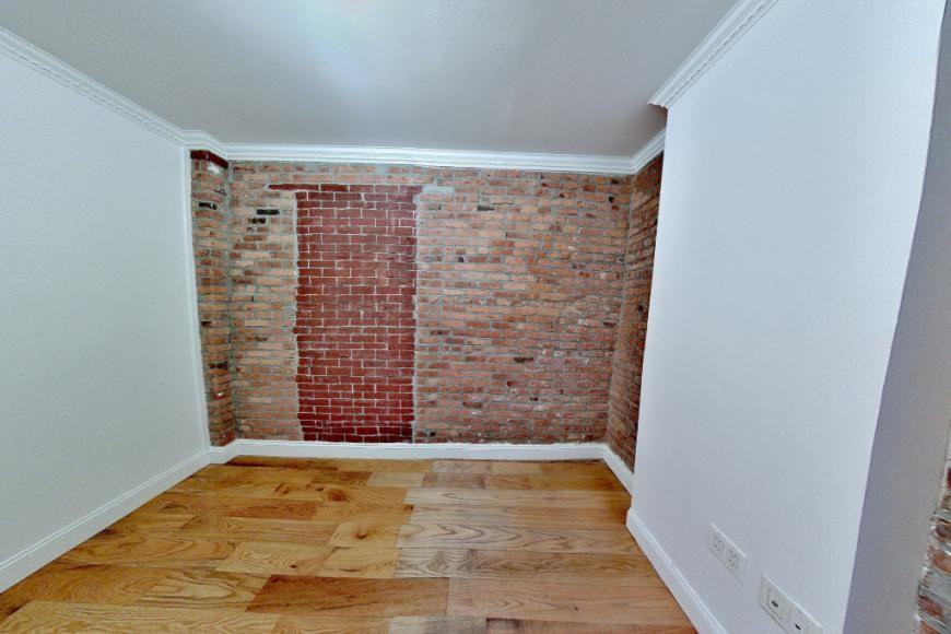 338 E 100th St - Photo 4 of 8