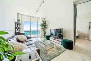 featured image of 725 Ne 22nd St #16B