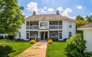 featured image of 2740 S Knightsbridge Cir