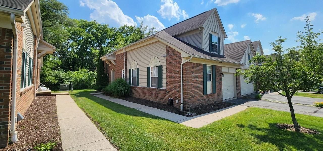 152 Legacy Park Cir - Photo 2 of 28