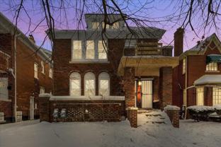 2725 Leslie St - Photo 1 of 1