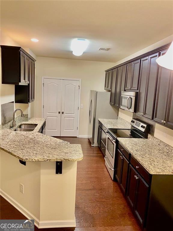 166 Granite Way - Photo 3 of 7