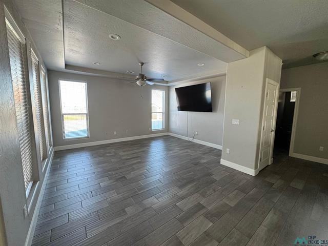 2812 Browning Ave - Photo 5 of 20