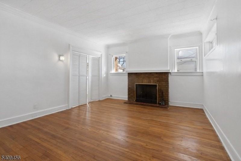 279 19th Ave - Photo 4 of 23