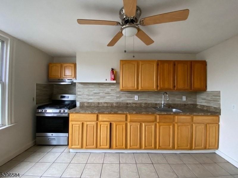 130 Milford Ave - Photo 3 of 21