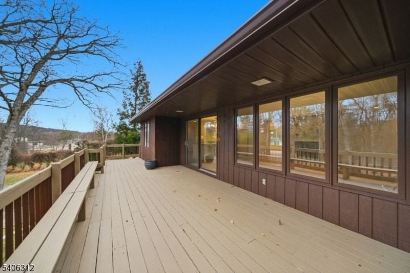 12 Mccaffrey Ln - Photo 4 of 49