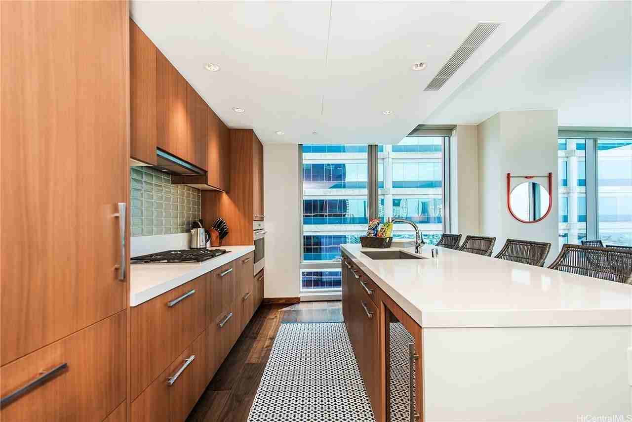 1555 Kapiolani Blvd Apt 1408 #1408 - Photo 3 of 25