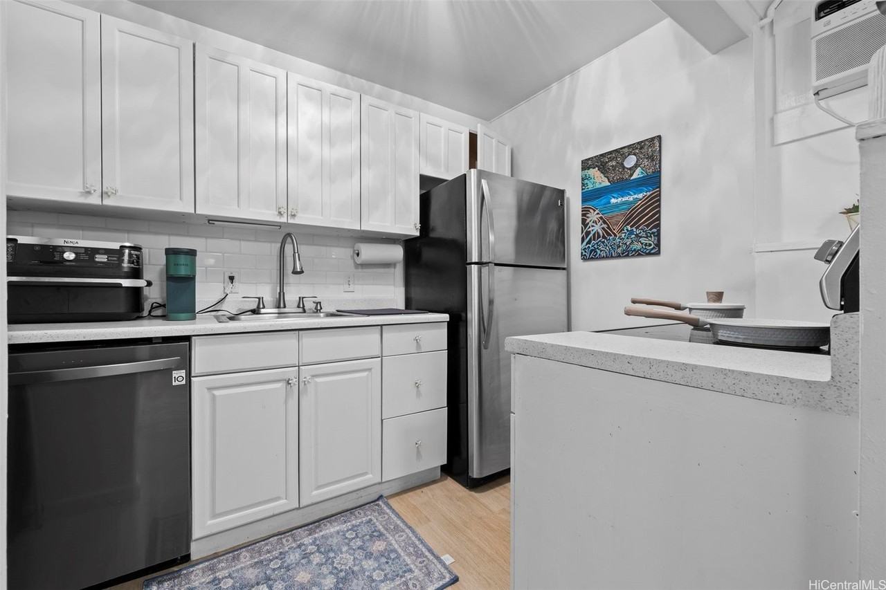 68-041 Waialua Beach Rd Apt 202 #202 - Photo 3 of 14