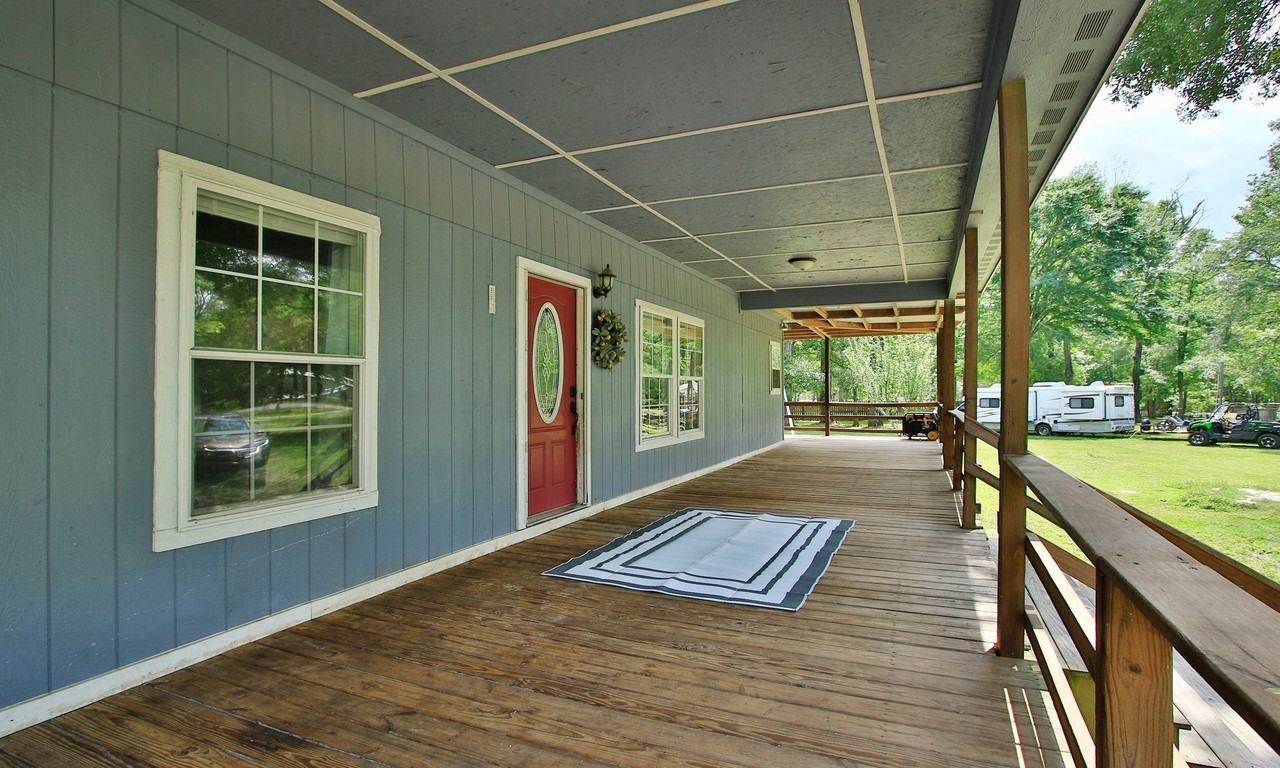 1784 Greenbelt Dr - Photo 3 of 34