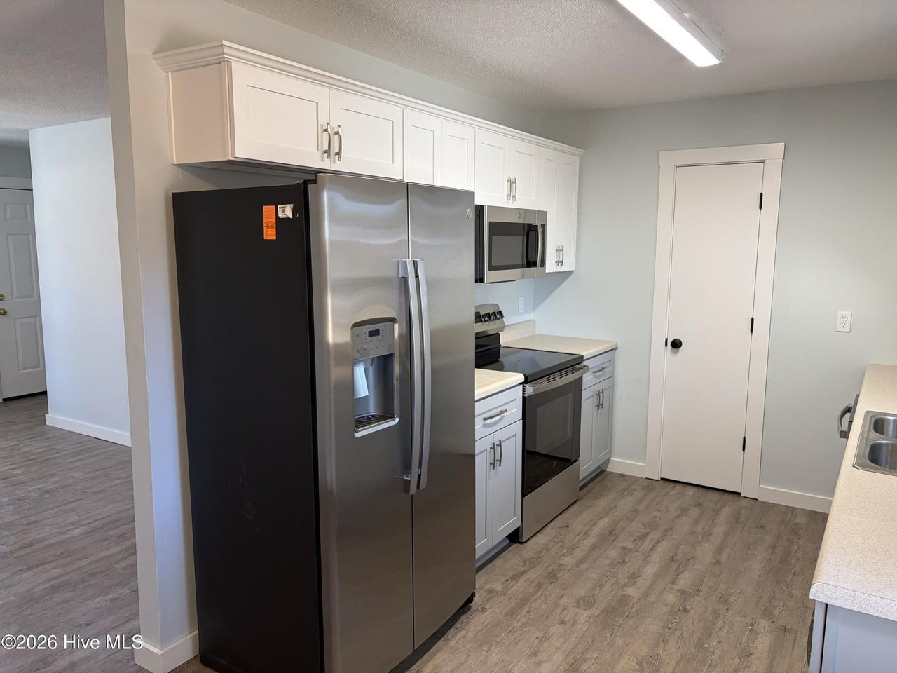 412 Horn Rd - Photo 5 of 21