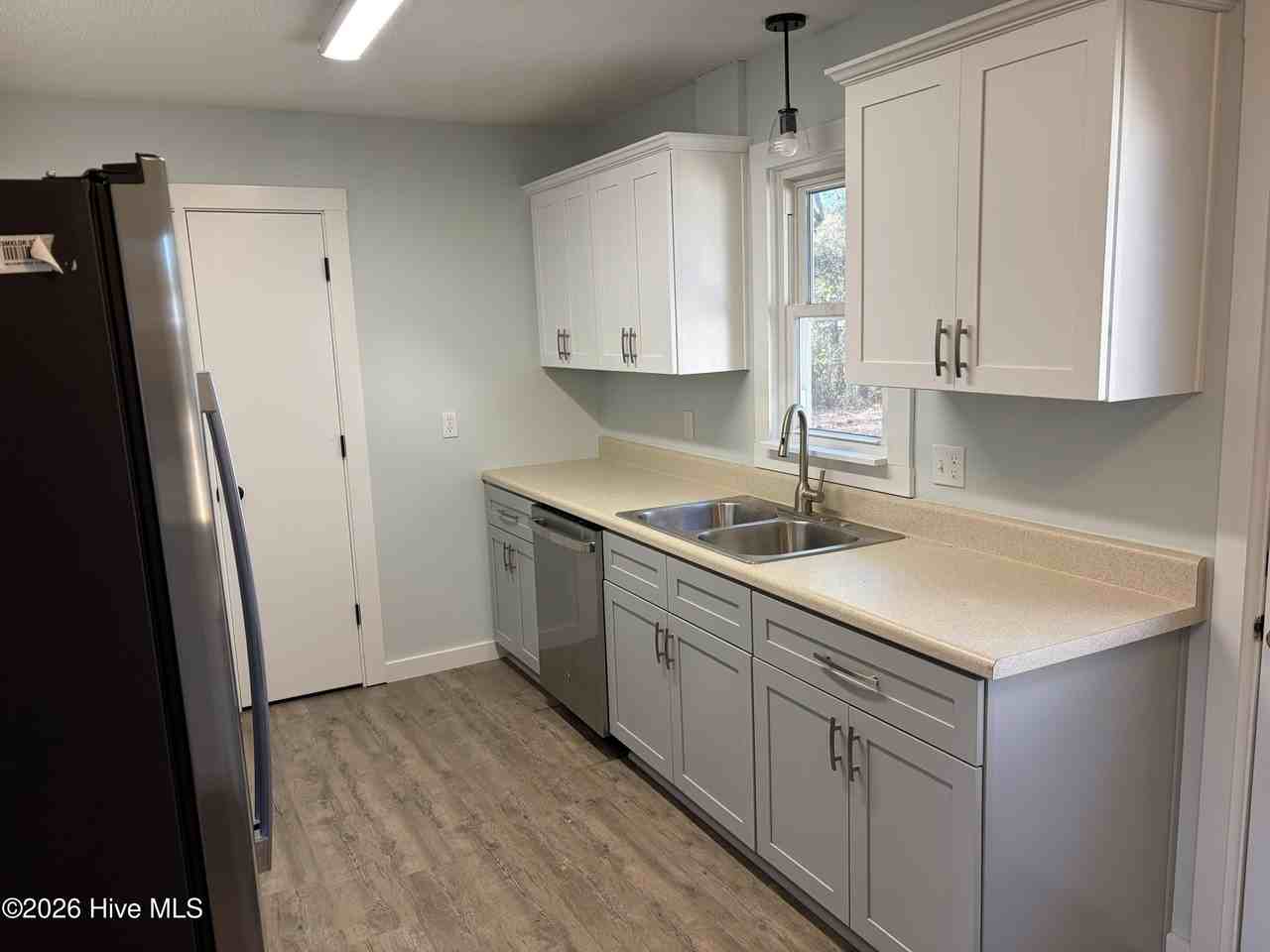 412 Horn Rd - Photo 6 of 21