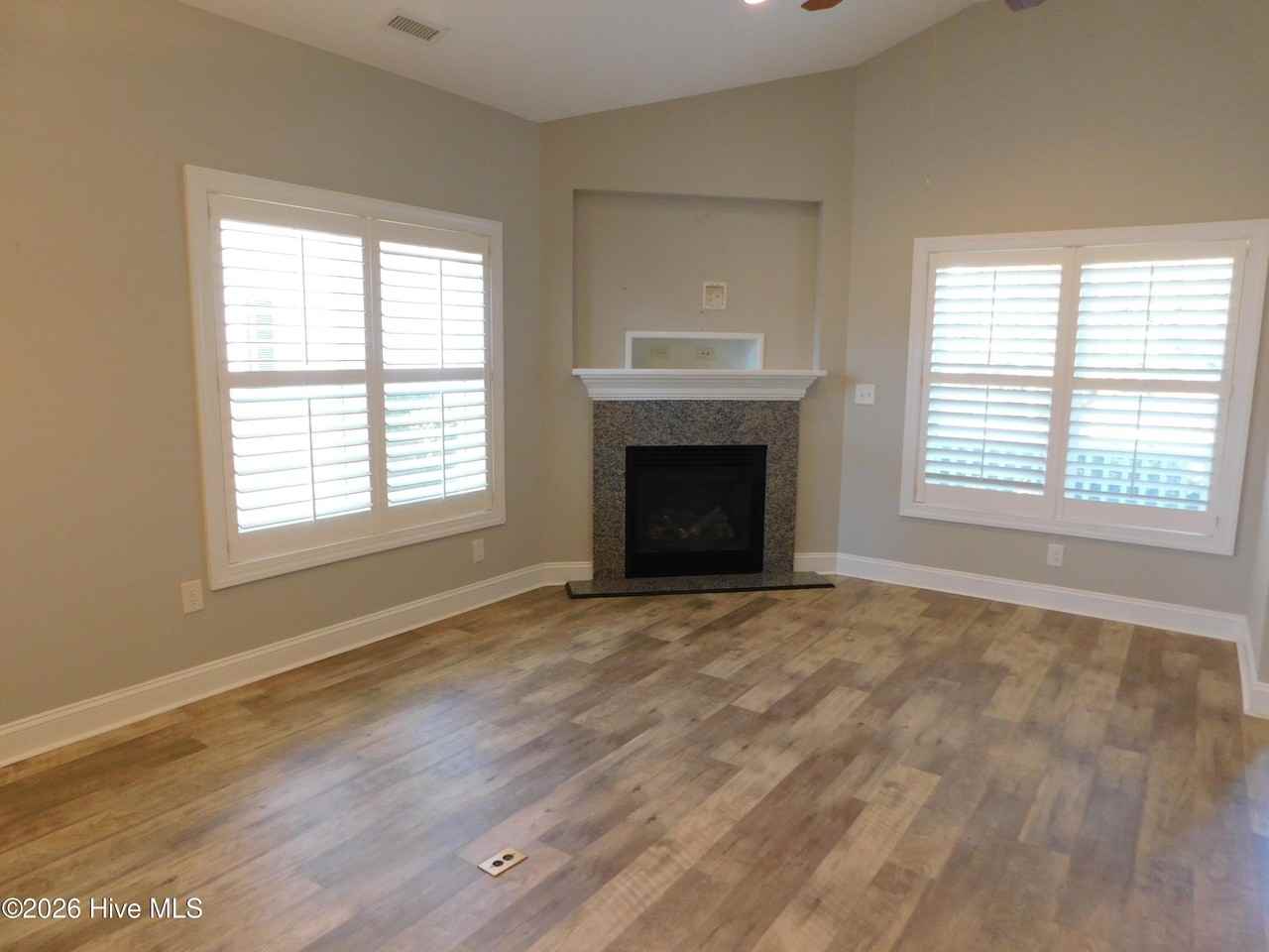 106 Ricks Ave - Photo 2 of 14