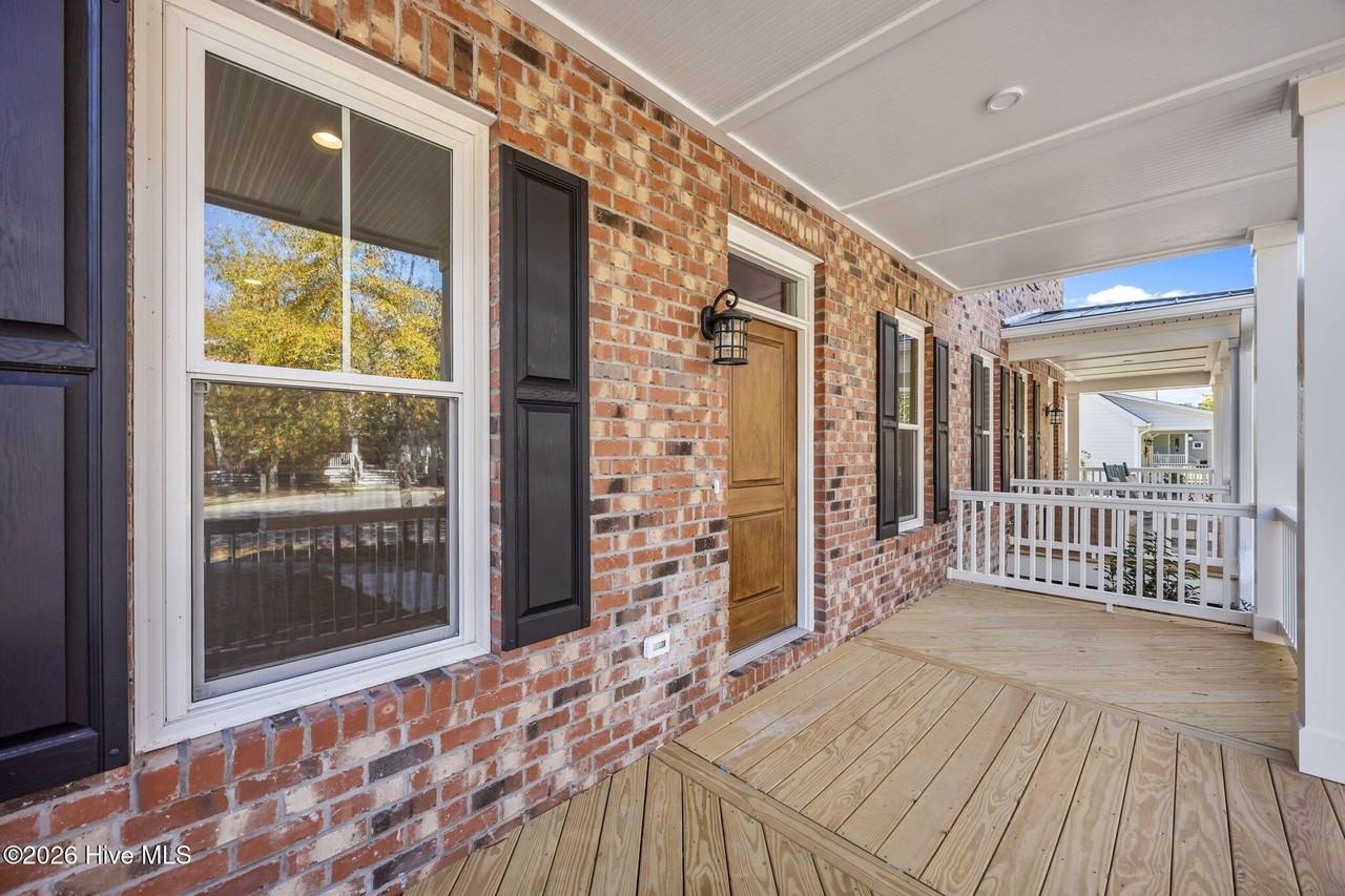 3907 Harkers Way - Photo 2 of 32