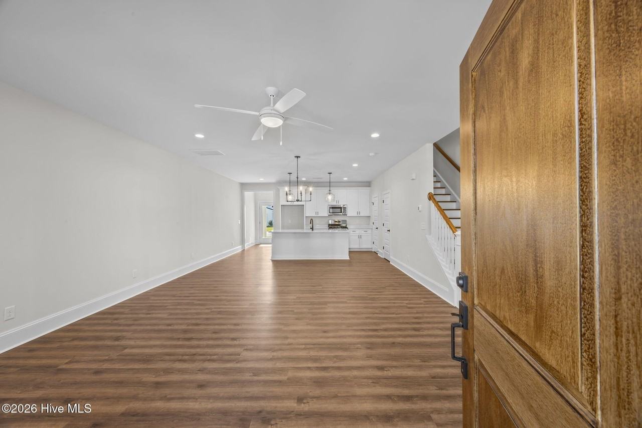 3907 Harkers Way - Photo 3 of 32