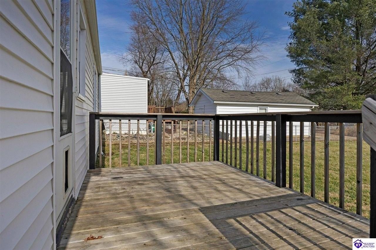 509 Diecks Dr - Photo 7 of 19