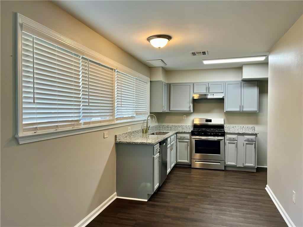 104 Yorke St Street - Photo 5 of 17