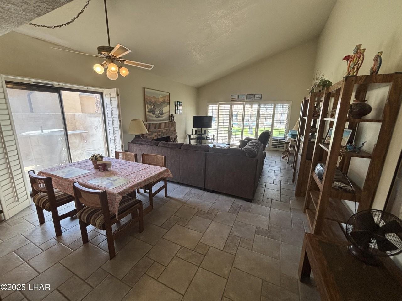 1402 Mcculloch Blvd N Unit 31 #31 - Photo 6 of 32