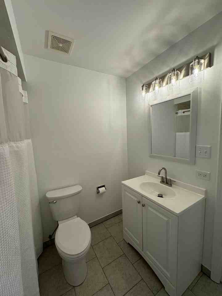 9731 S 90th Ave ##1s - Photo 6 of 10