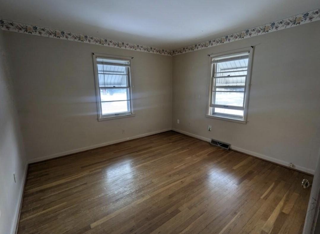 303 Caudill Ave - Photo 7 of 10