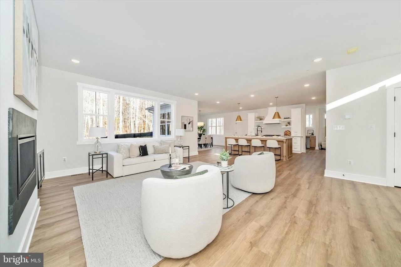 204 Three Rivers Rd - Photo 7 of 50