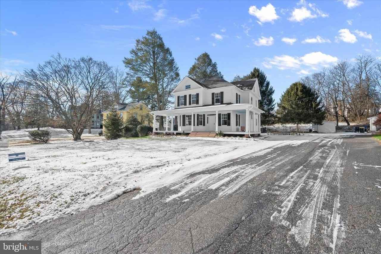 7332 Springfield Ave - Photo 3 of 50