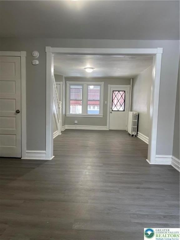 221 E South St - Photo 2 of 17