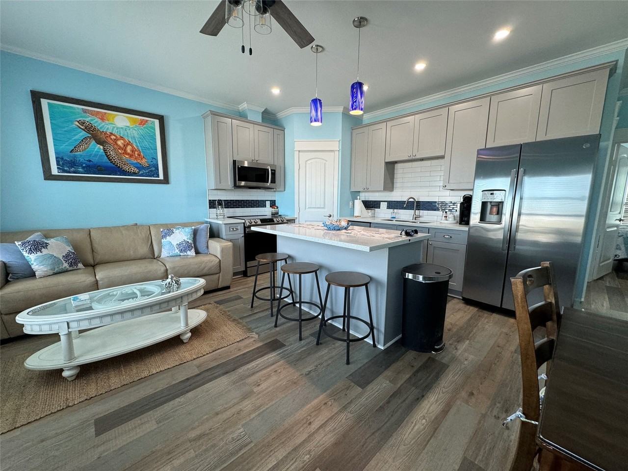 1411 12th St - Photo 4 of 11