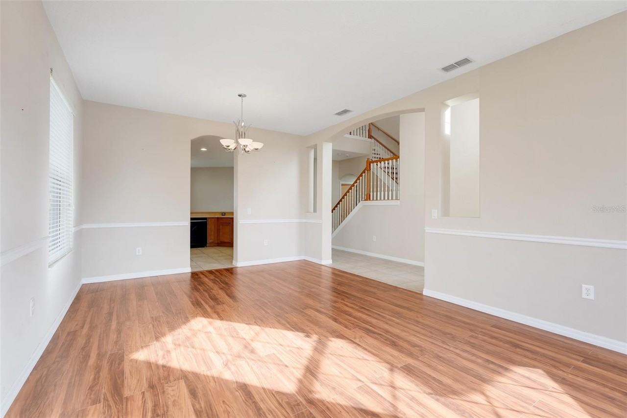 4572 Barbados Loop - Photo 6 of 38