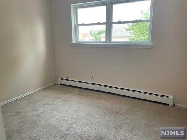 435 Teaneck Rd - Photo 5 of 7