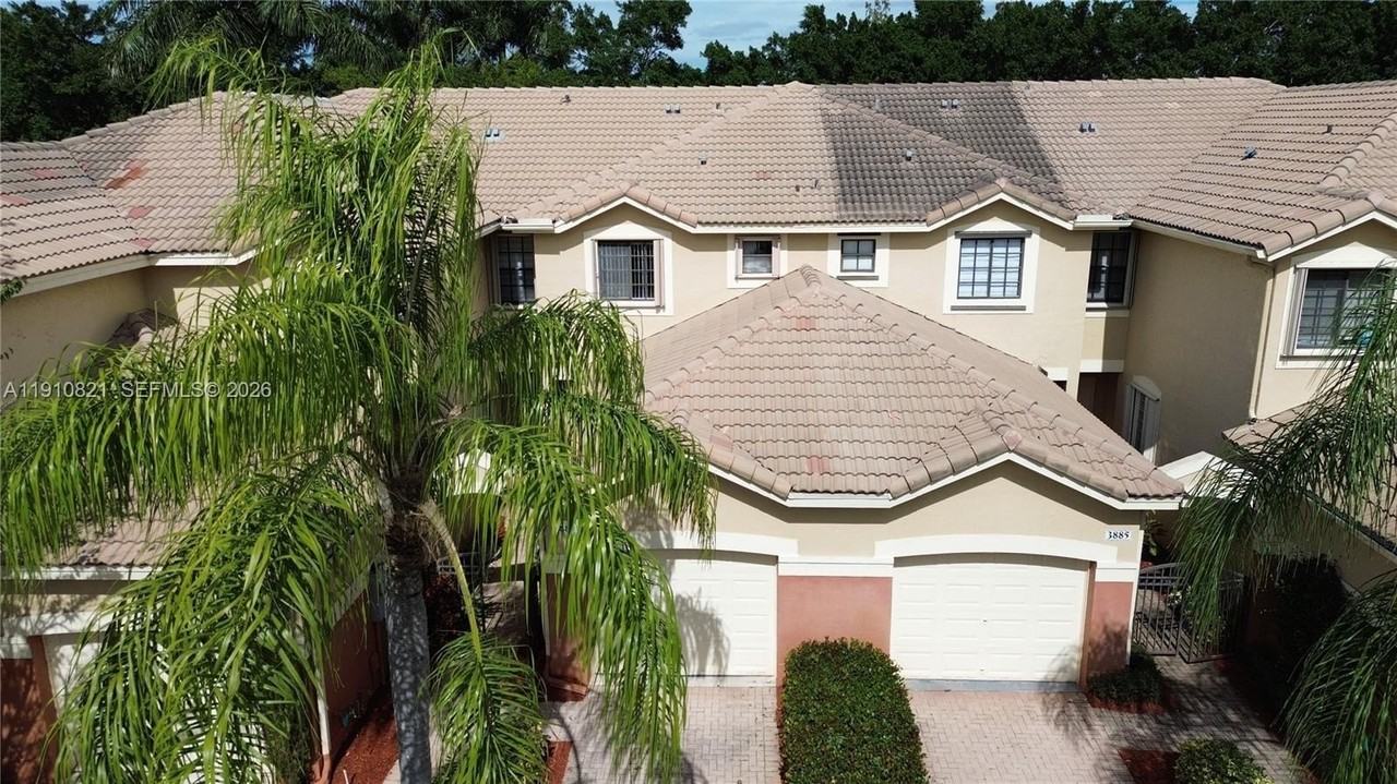 3887 Tree Top Dr #3887 - Photo 6 of 50