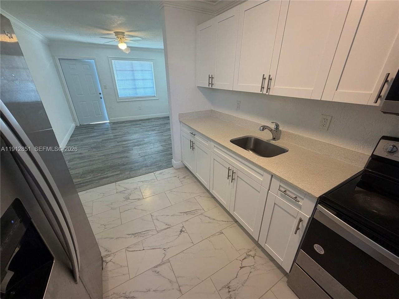 5511 Sw 20th St #8 - Photo 3 of 22