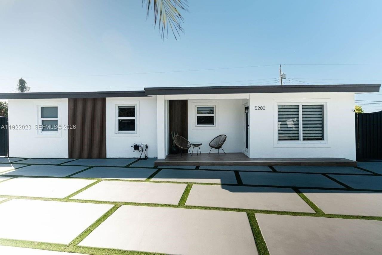 5200 Sw 114th Ct #0 - Photo 4 of 36