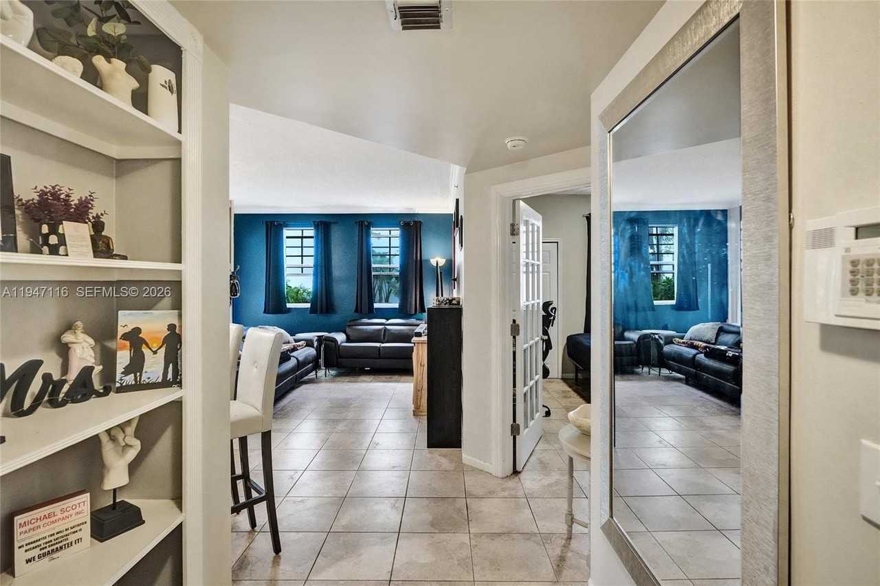 3155 Ne 184th St #8103 - Photo 2 of 50