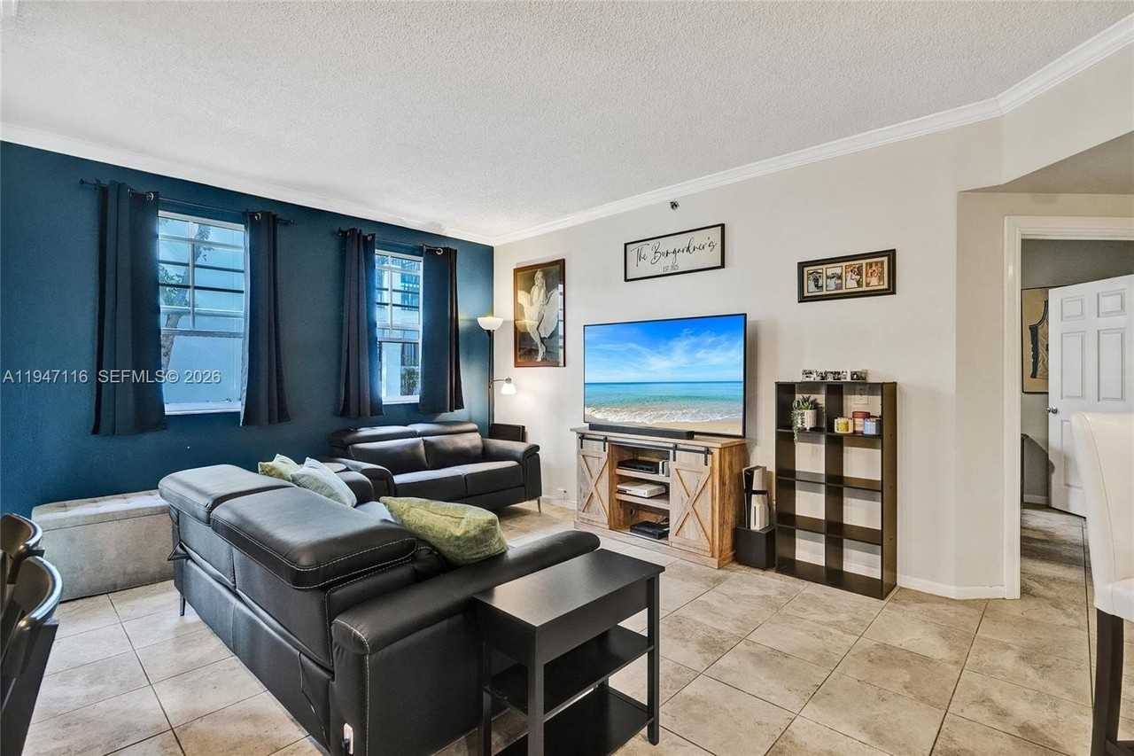 3155 Ne 184th St #8103 - Photo 4 of 50