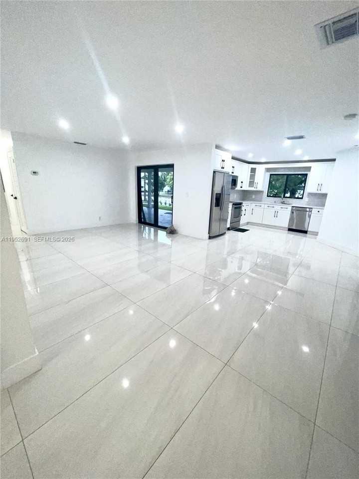 7590 Johnson St - Photo 2 of 12