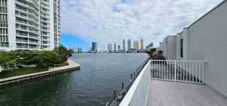 3745 Ne 171st St #32 - Photo 1 of 1