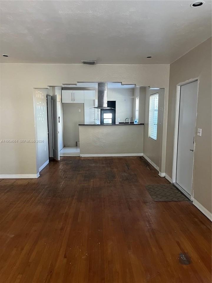 6 Farrey Ln - Photo 5 of 17