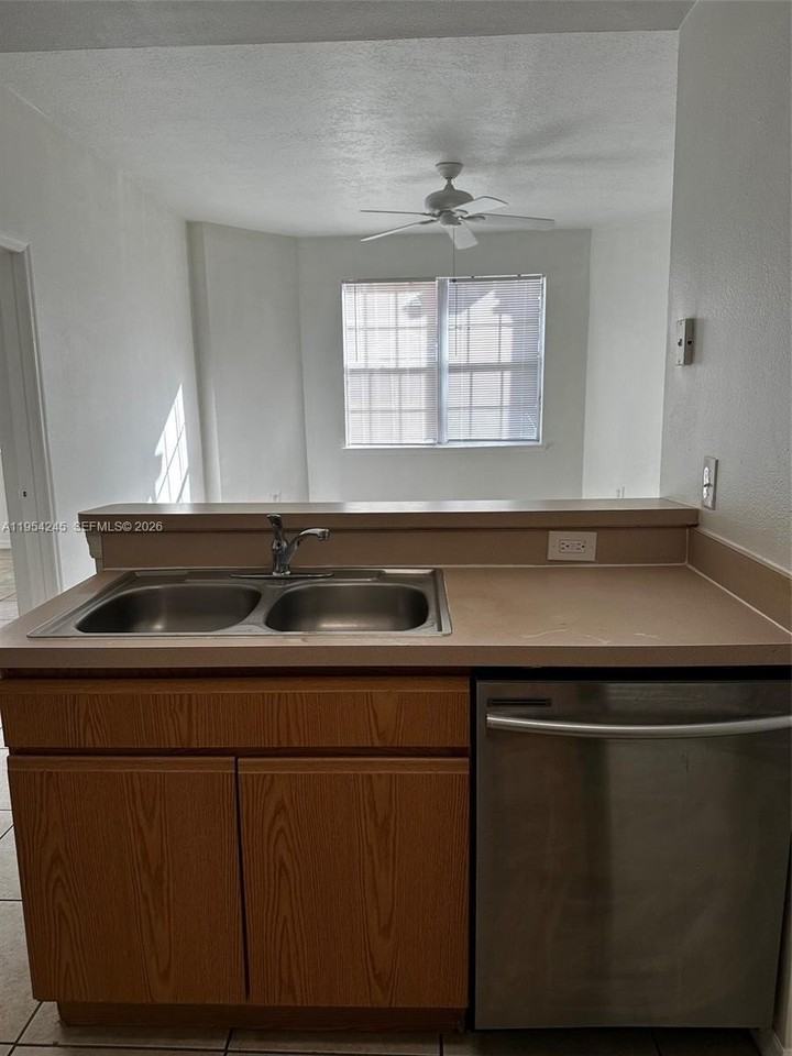 3502 Windy Walk Way #2111 - Photo 4 of 10