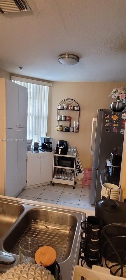 905 NW #115B - Photo 7 of 10