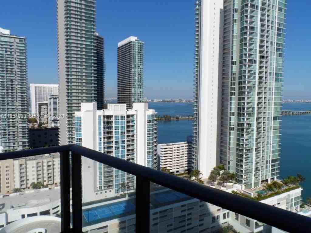 460 Ne 28th St #2501 - Photo 6 of 50