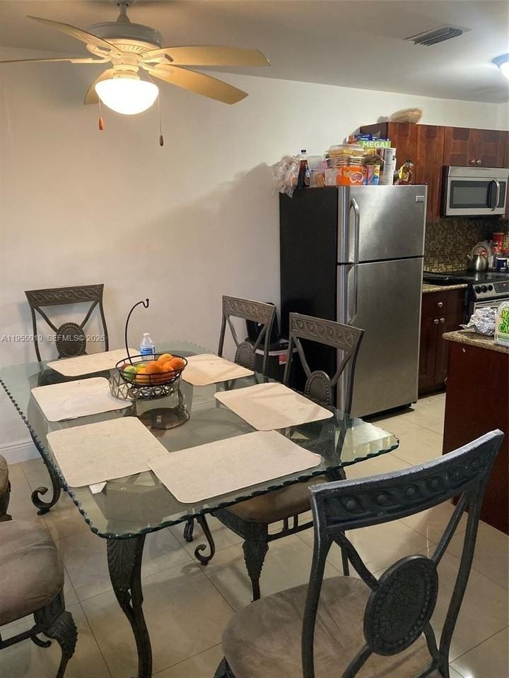 4737 Nw 5th Ave - Photo 6 of 17