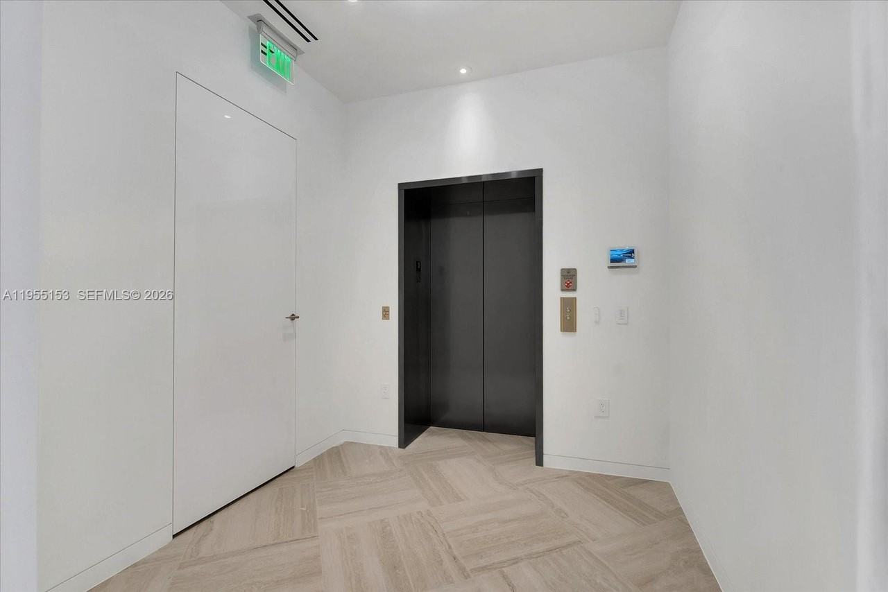 5 Grove Isle Dr #L305 - Photo 7 of 35